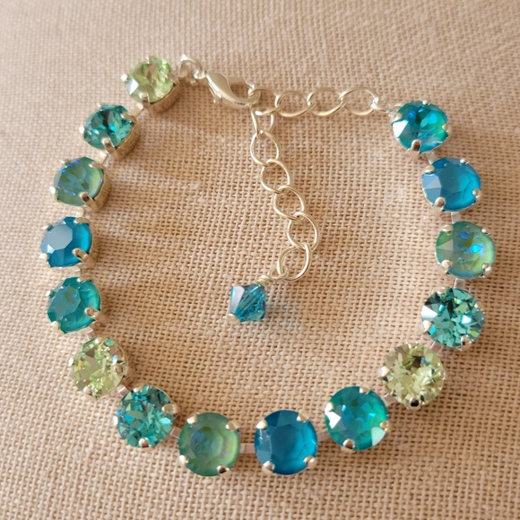 Austrian Crystal Tennis Bracelet - Picture 5 of 7